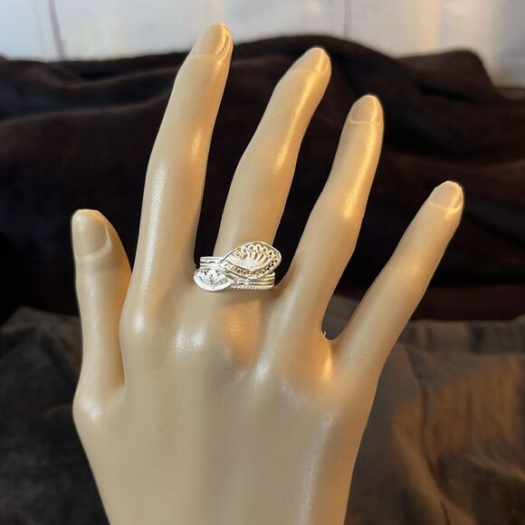 Artistry Tarakashi Collection Sterling Silver Bypass Ring - Picture 10 of 12